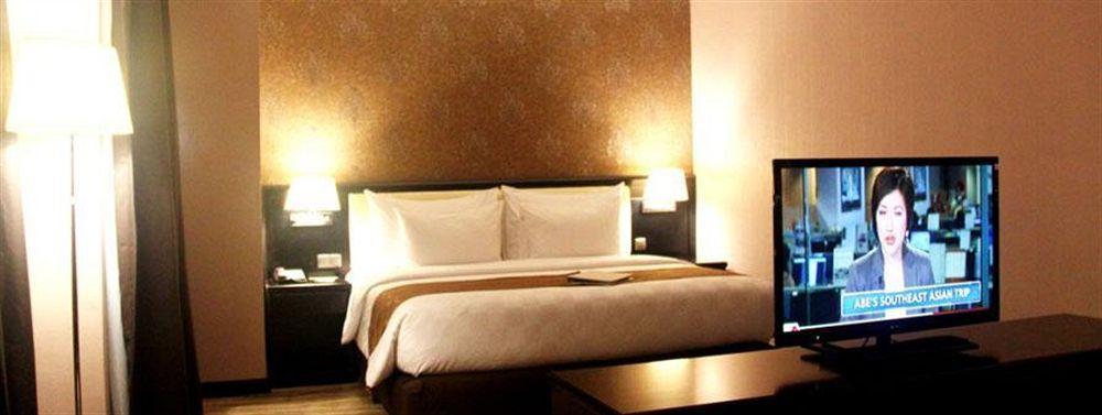 Four Points By Sheraton Medan Exterior photo