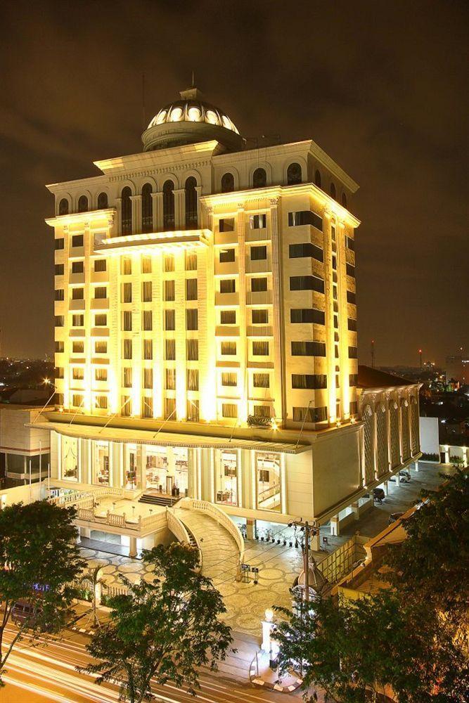 Four Points By Sheraton Medan Exterior photo
