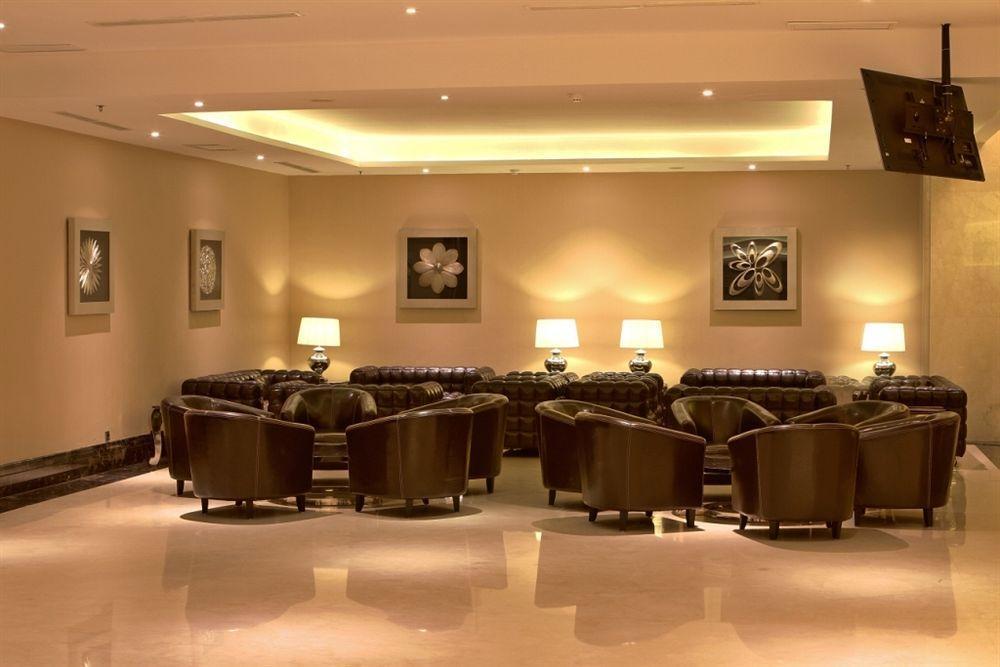Four Points By Sheraton Medan Exterior photo